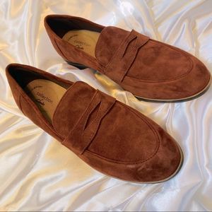 Clarks Women’s Brown Suede Trish Rose Loafers Size 8.5M